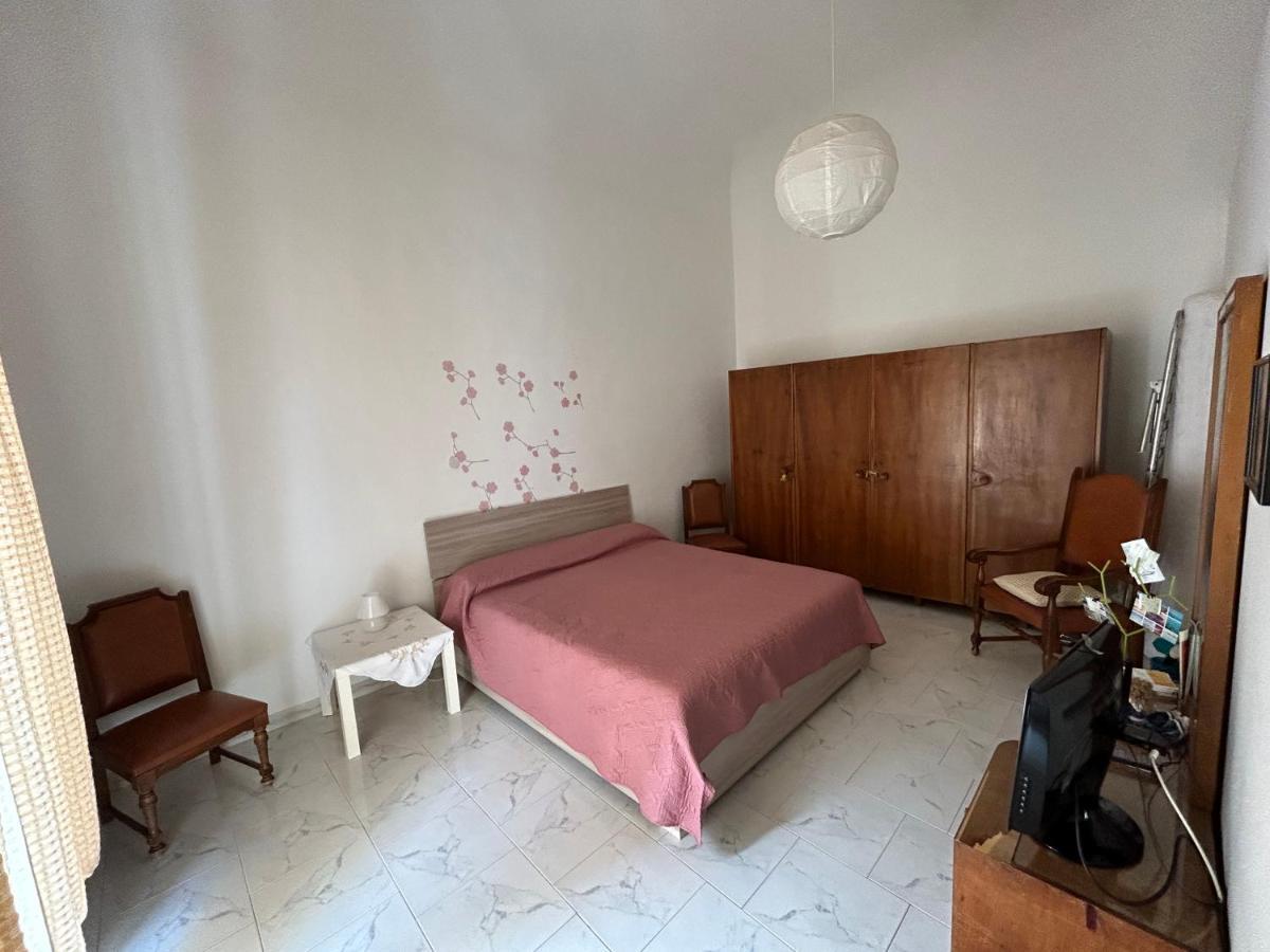Piero'S Home Кастеллана-Гротте Экстерьер фото